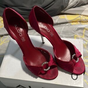 Aldo Red Heels Elegant Sophisticated Design